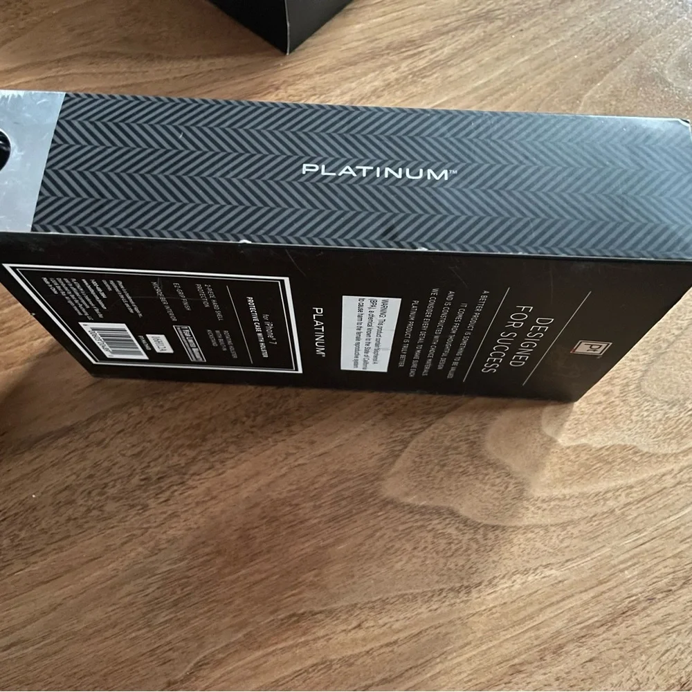 Platinum iPhone 7 protective case with holster